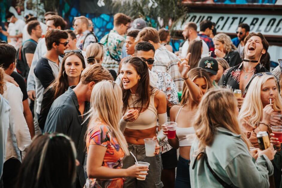 SHIPWREKS FT. THE SPONGES Quartyard