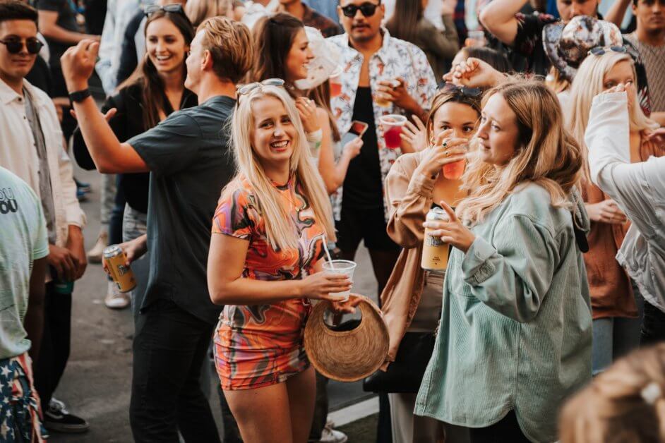 SHIPWREKS FT. THE SPONGES Quartyard